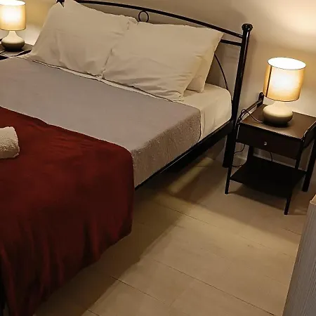 Andros Guesthouses Apartment