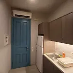Andros Guesthouses アパート