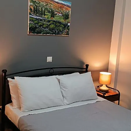 Andros Guesthouses Apartment