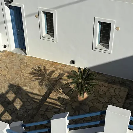 Andros Guesthouses شقة Ándros