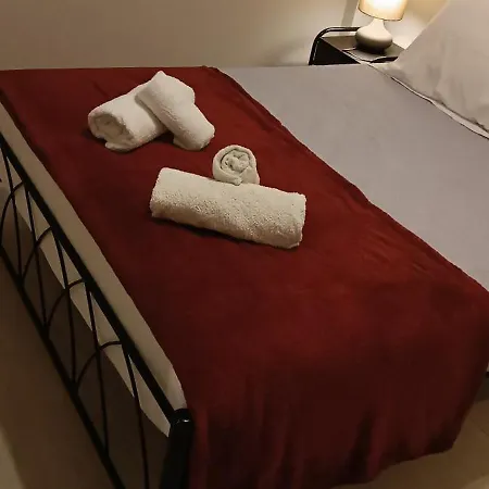 Andros Guesthouses Ándros